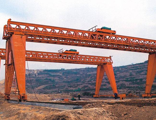 Portal d'alta qualitat mòbil Crane.jpg High Quality Movable Portal Crane.jpg