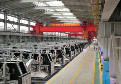 Grua electrolítica d'alumini